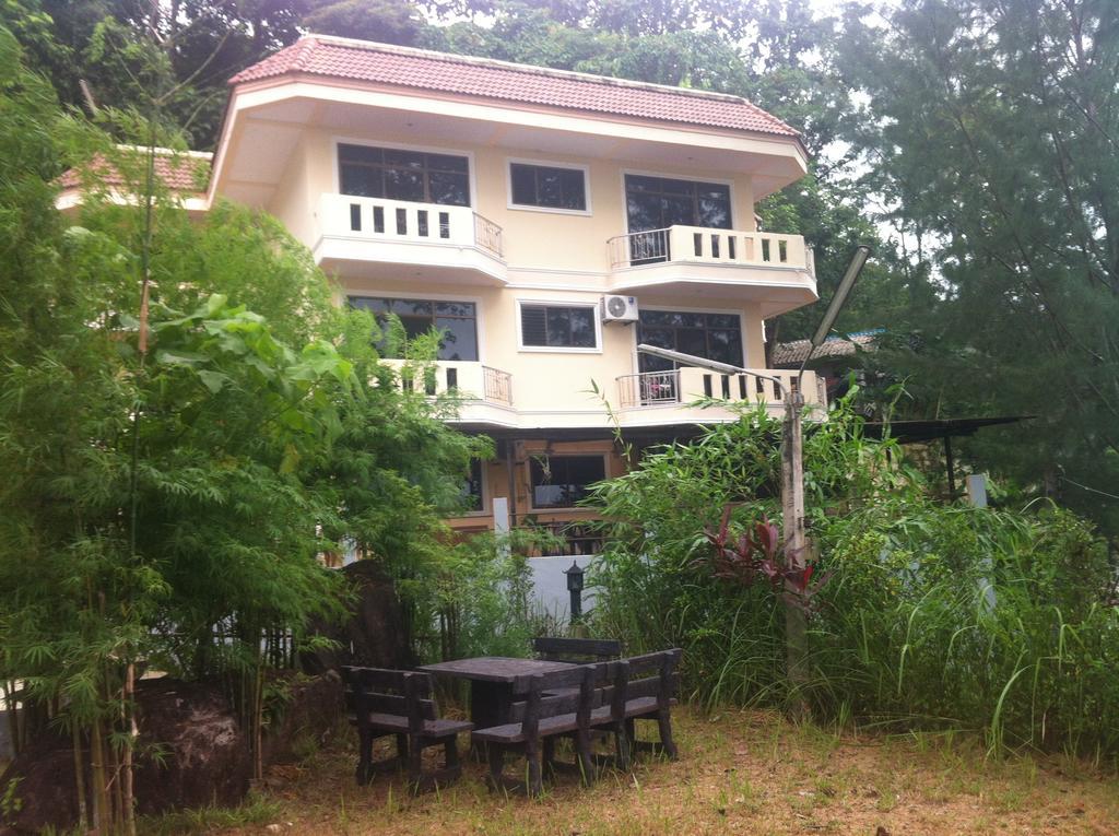 Feng Shui House Otel Patong Dış mekan fotoğraf