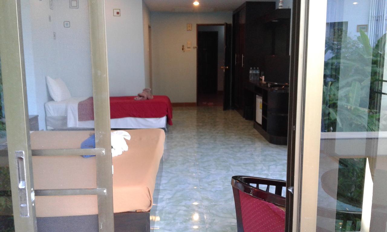 Feng Shui House Otel Patong Dış mekan fotoğraf