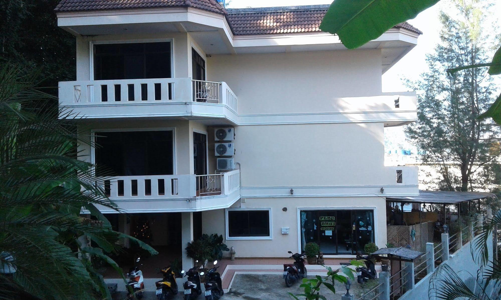 Feng Shui House Otel Patong Dış mekan fotoğraf
