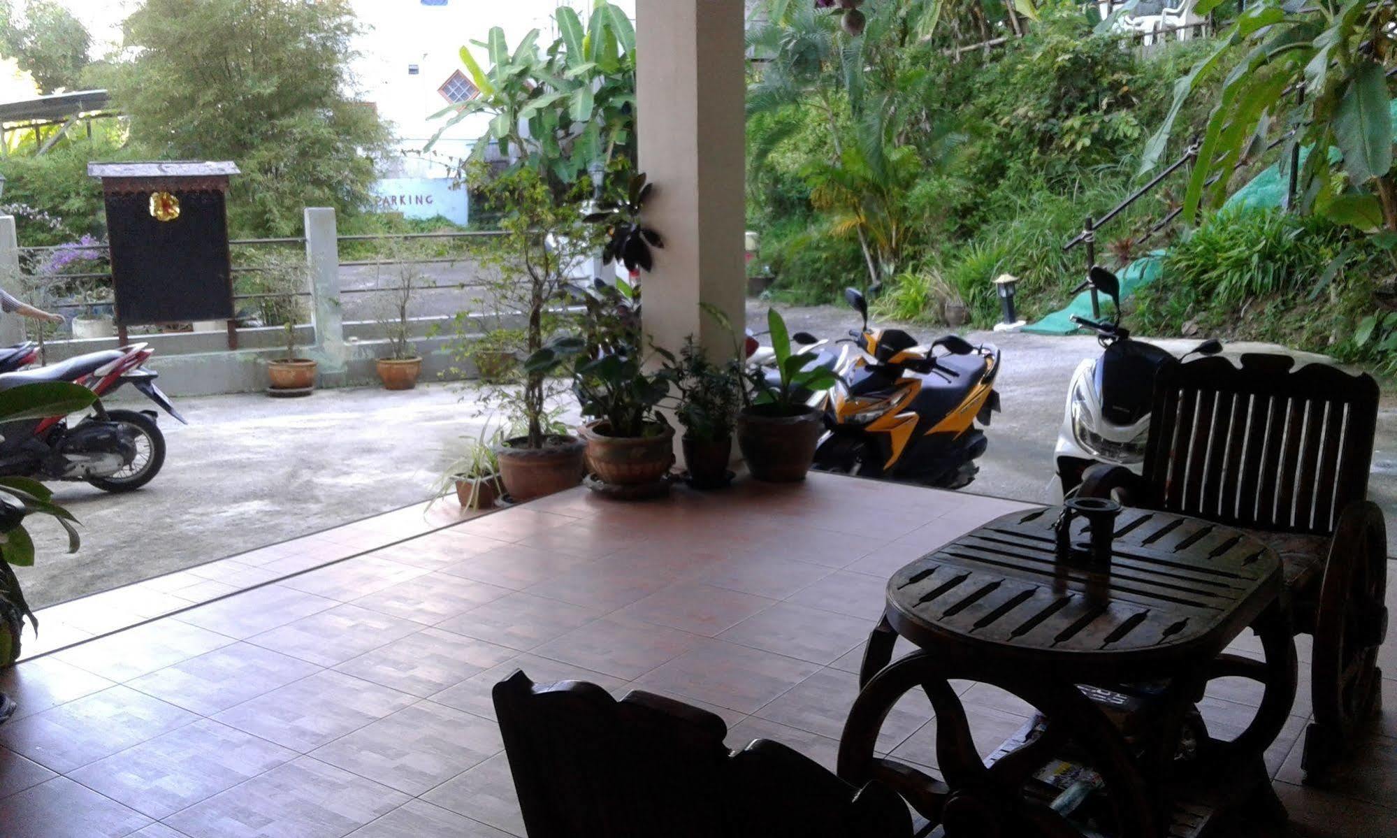 Feng Shui House Otel Patong Dış mekan fotoğraf